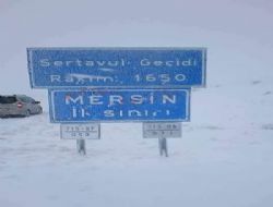 Mut Sertavul Geçidinde, araçlara zincirsiz geçişe izin verilmiyor